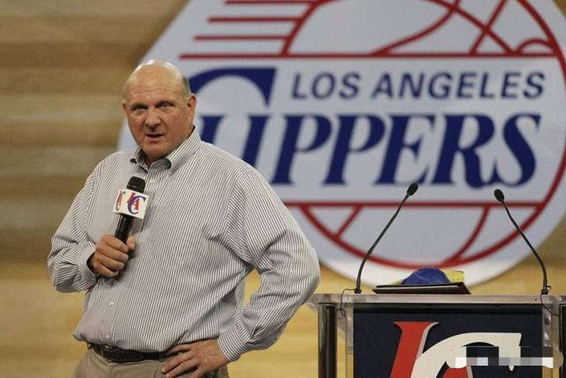 德里赫特7年换10任教练，阿莫林成第十位